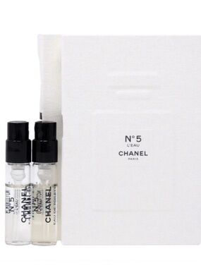 Chanel No 5 L’Eau Perfume Samples 2pc Set